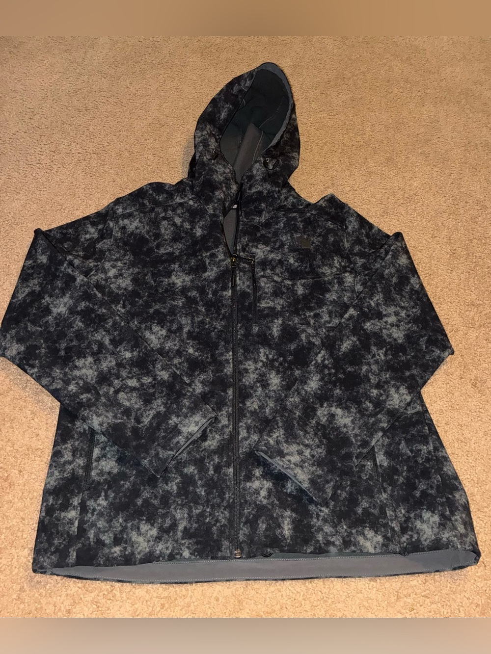 The North Face Men's Hooded Windbreaker in Black & Gray Marble